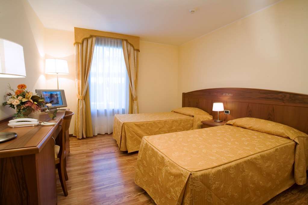 Hotel Purlilium Porcia Zimmer foto